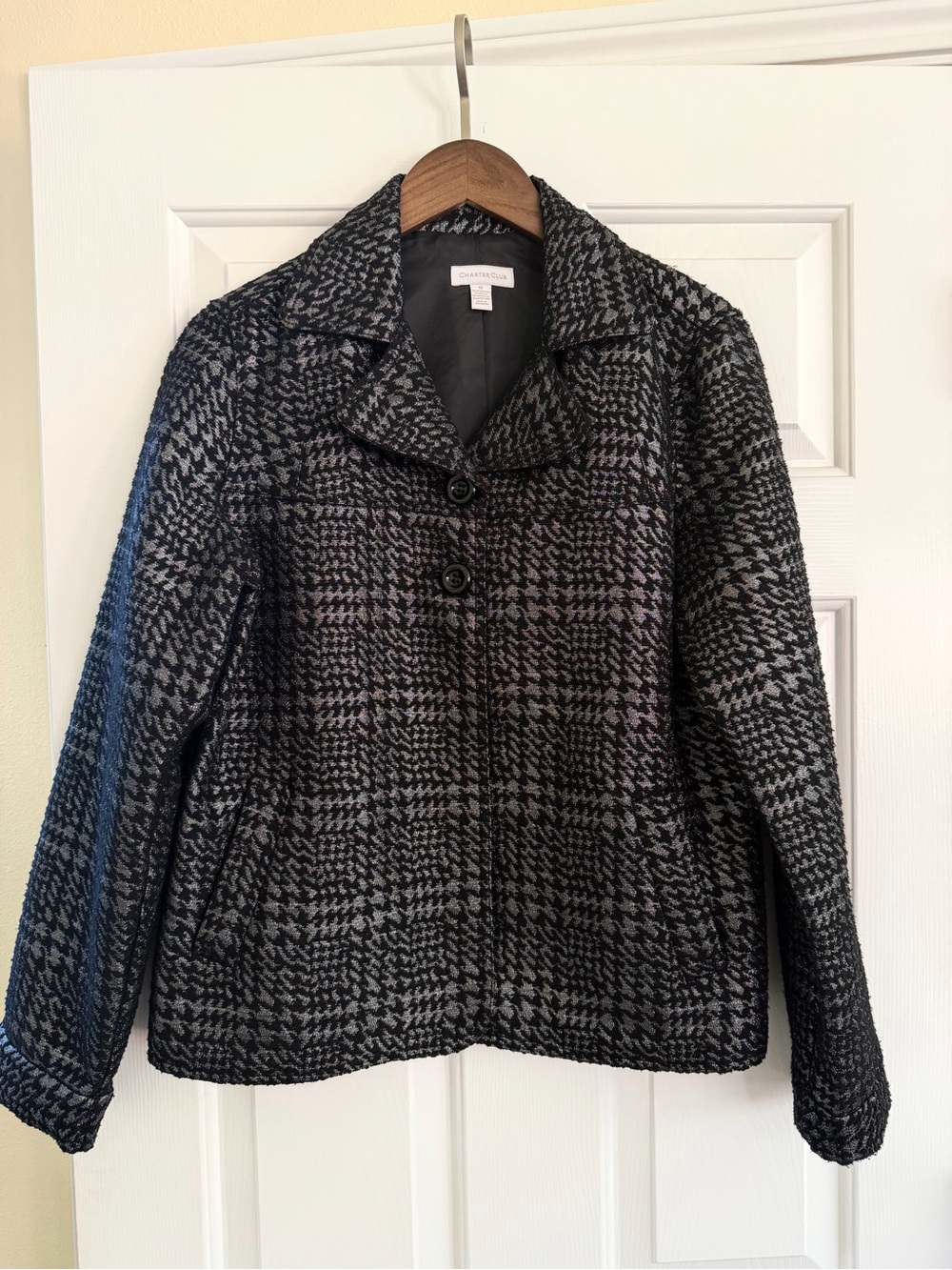 Charter Club Black & Silver/Gray Metallic Houndstooth Two Button Blazer. Size 12